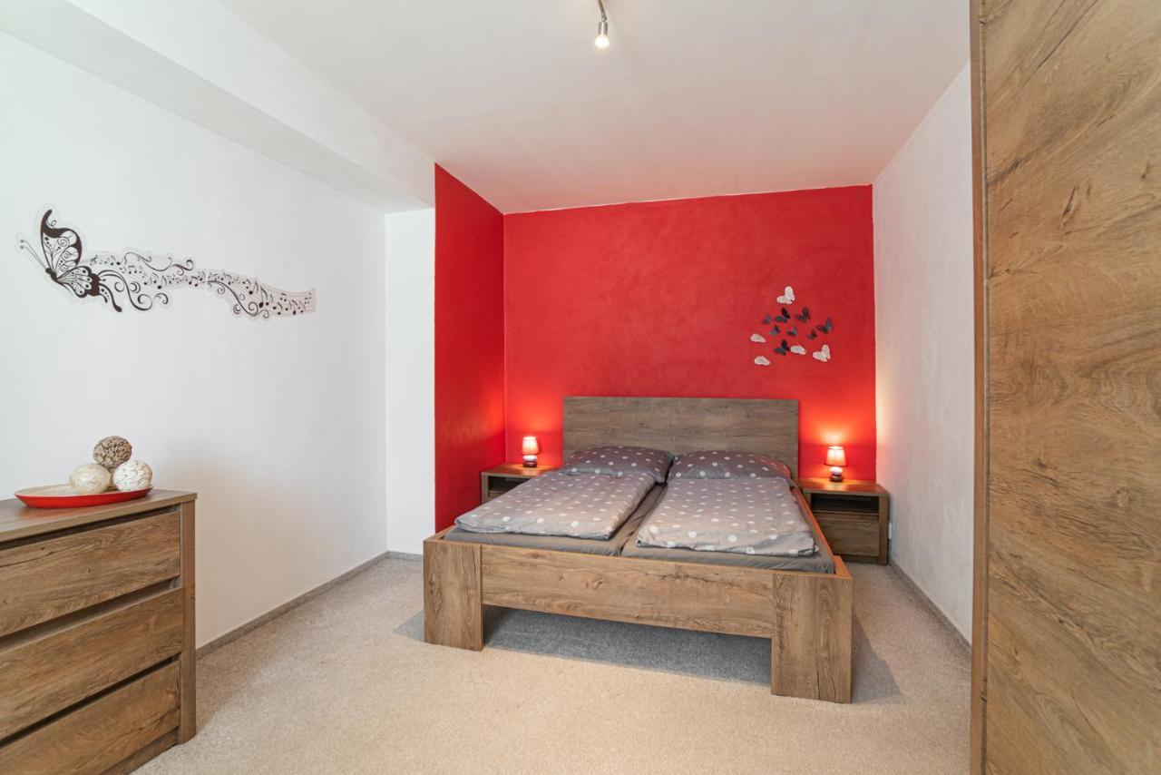 Saeli Apartments Mikulov Εξωτερικό φωτογραφία